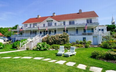 The Hillside Waterfront Hotel Offers Modern Luxury in Door County WI