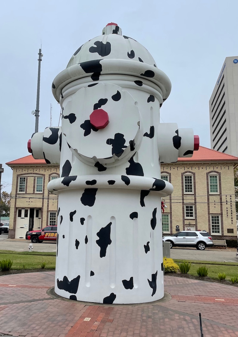 giant fire hydrant things to do in Beaumont, Texas