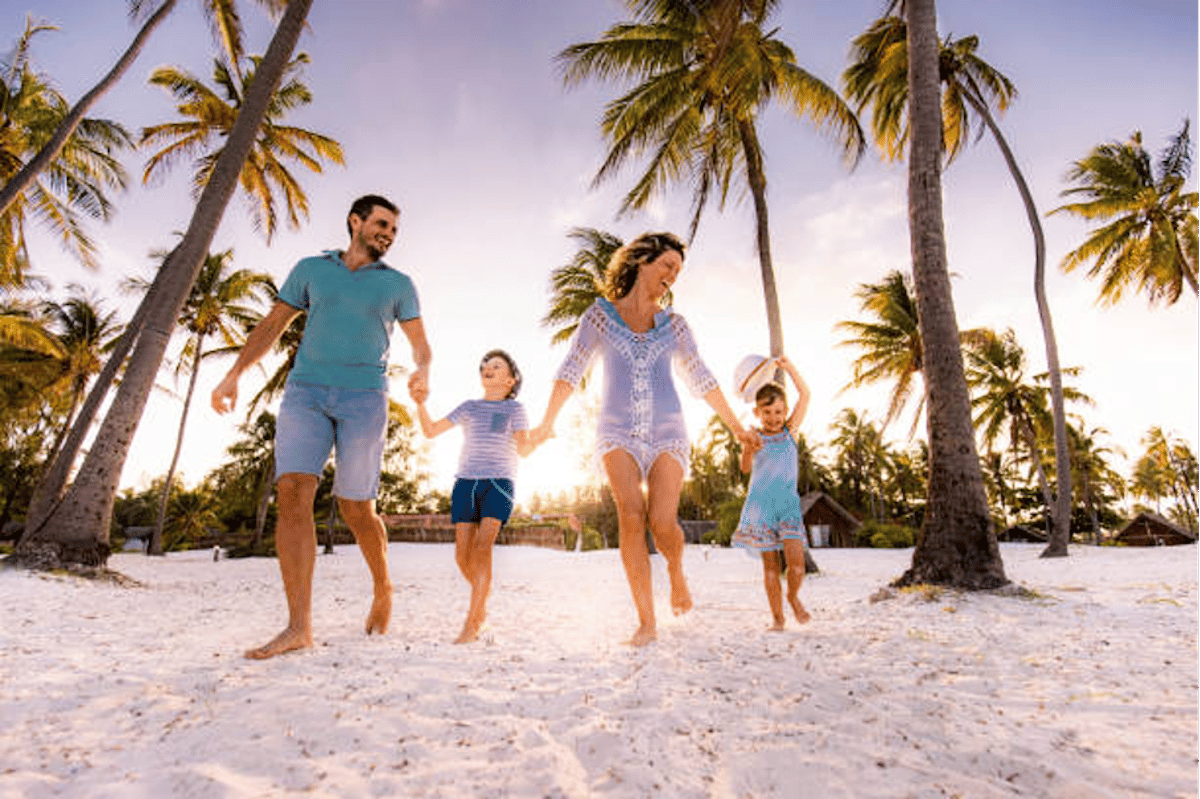 cancun family travel