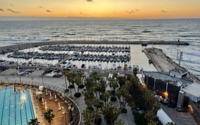 The City Meets the Sea at the Carlton Tel Aviv Hotel